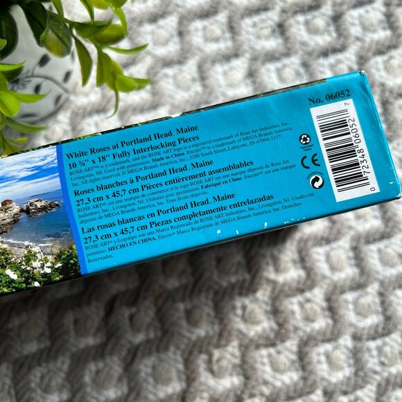 NEW Colorful Roseart Encore White Roses at Portland Head ME 500 Piece Puzzle - Picture 3 of 8